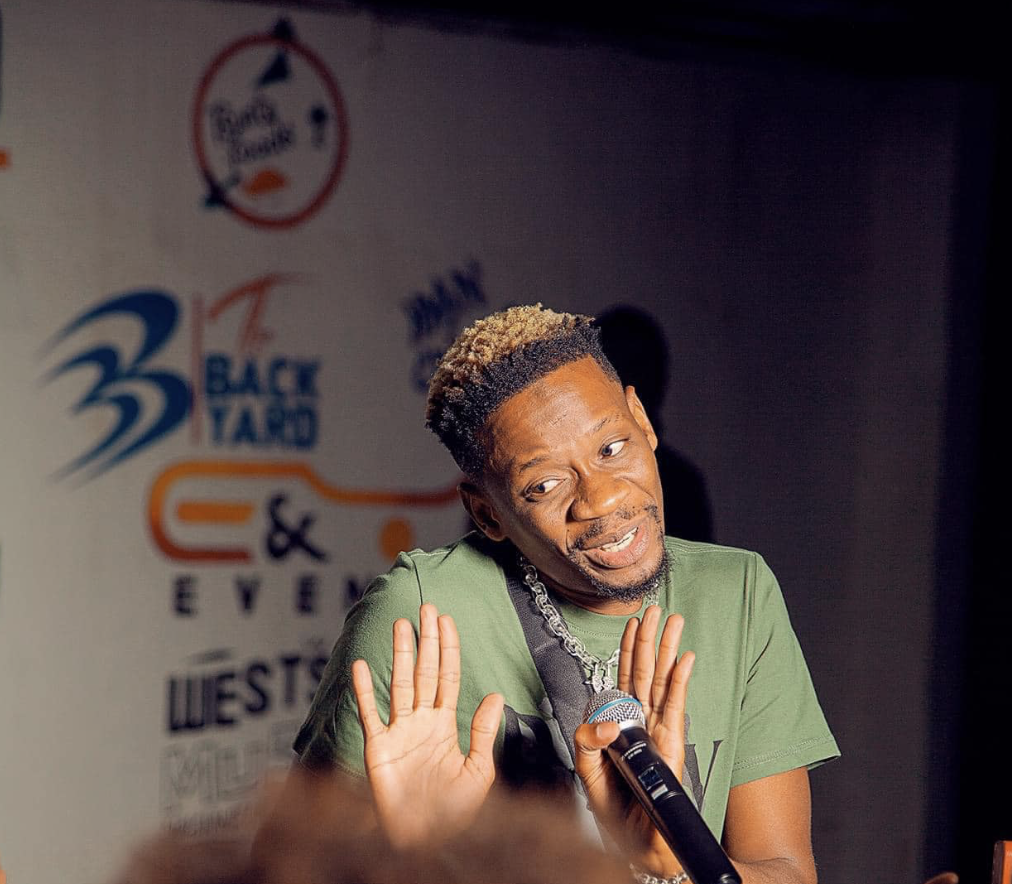 Download Neo – Lesa Somone Mp3